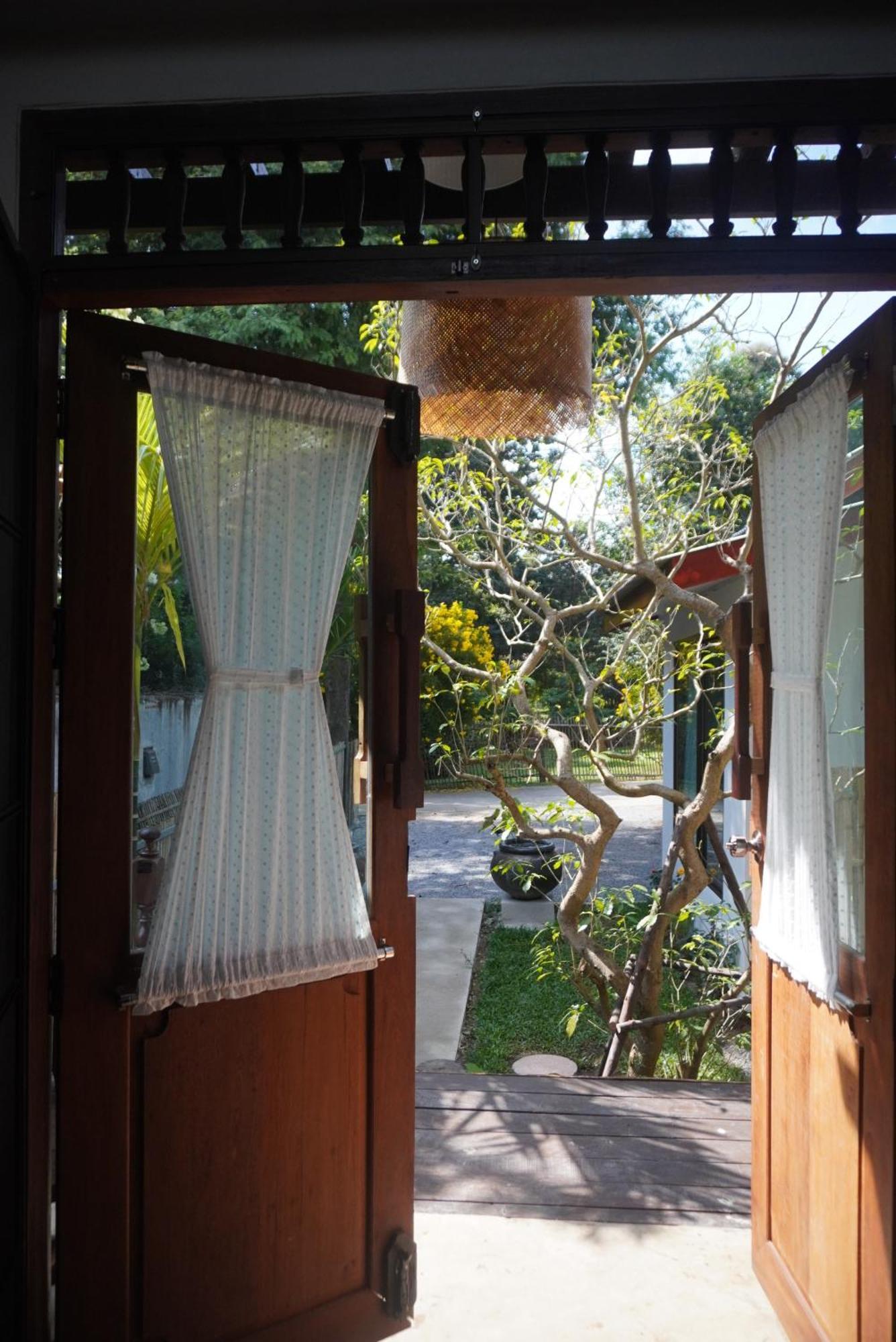 Foresta Villa Hang Dong Exterior photo